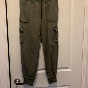 Aritzia Community Cargo Pants